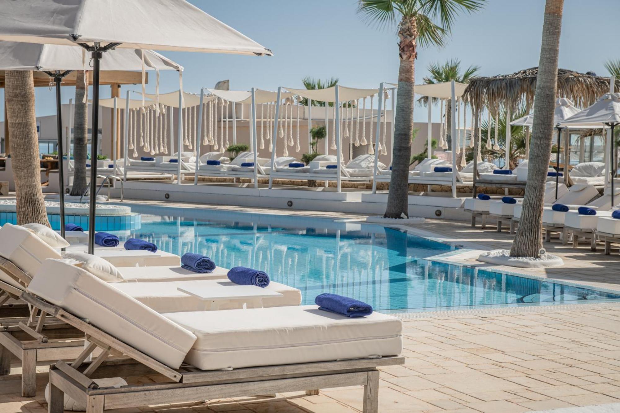 Parthenis Beach, By The Sea Aparthotel 3*