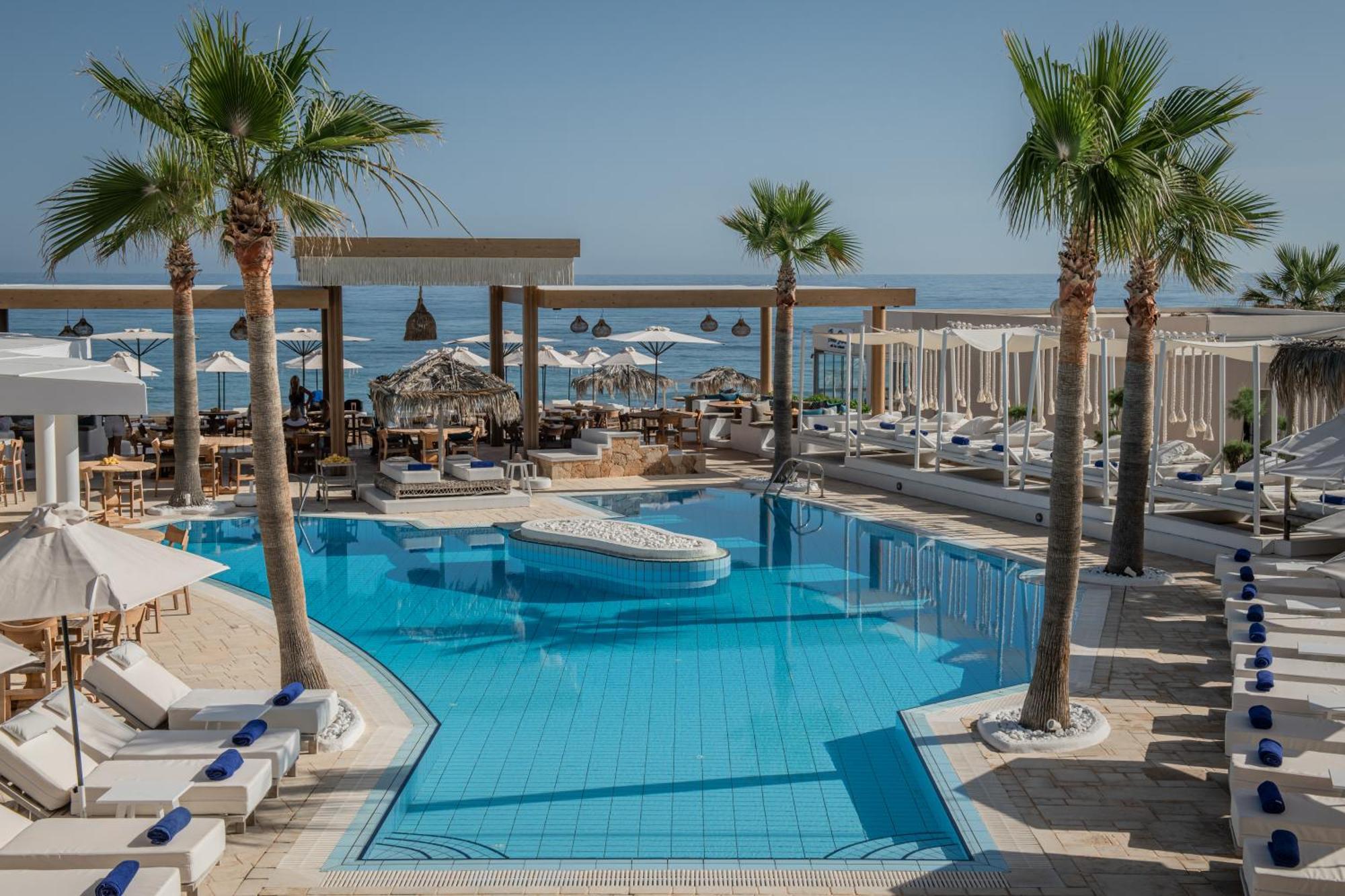 Parthenis Beach, By The Sea Aparthotel 3*