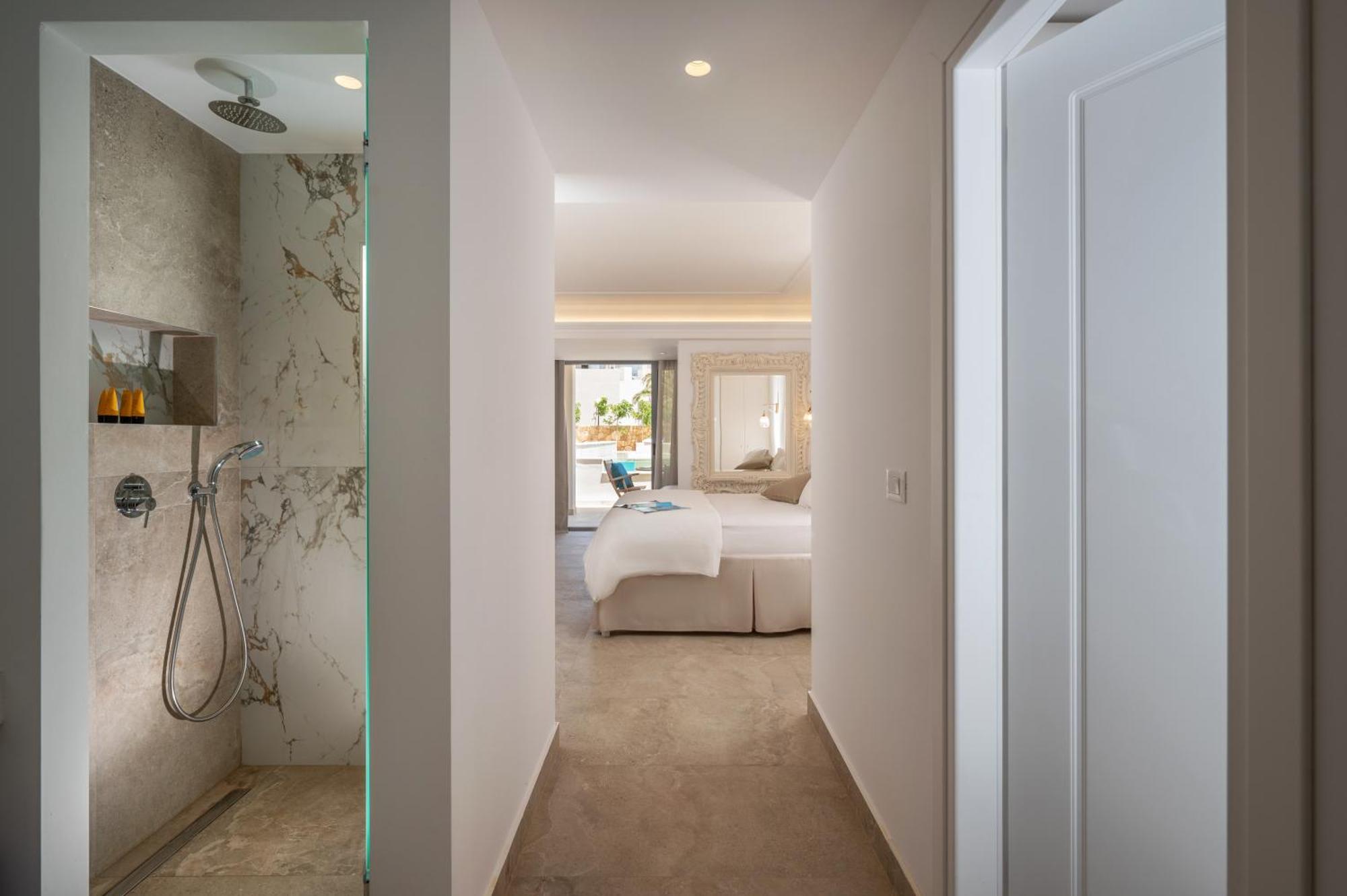Aparthotel Parthenis Beach, By The Sea 3*
