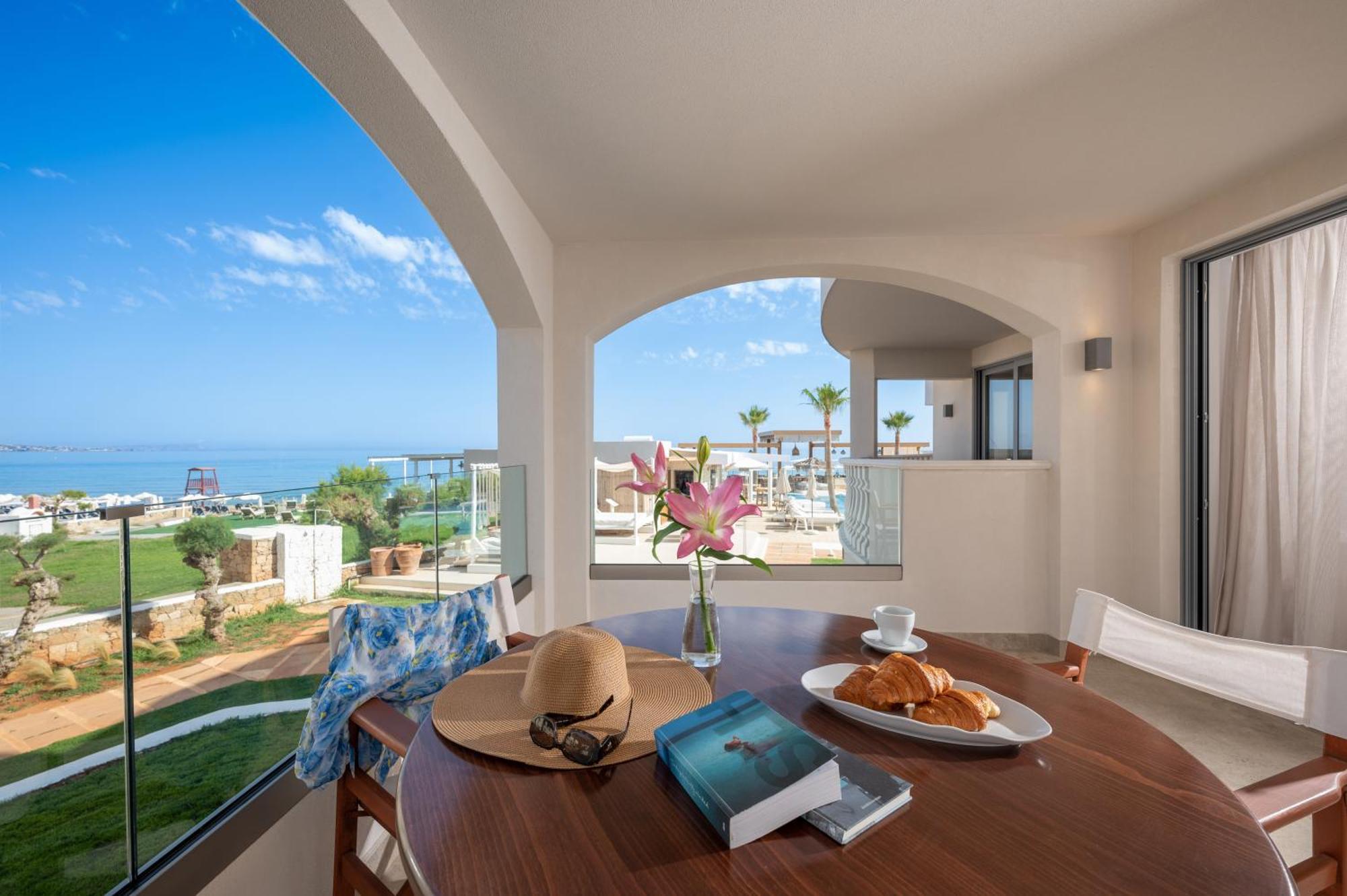 Aparthotel Parthenis Beach, By The Sea 3*