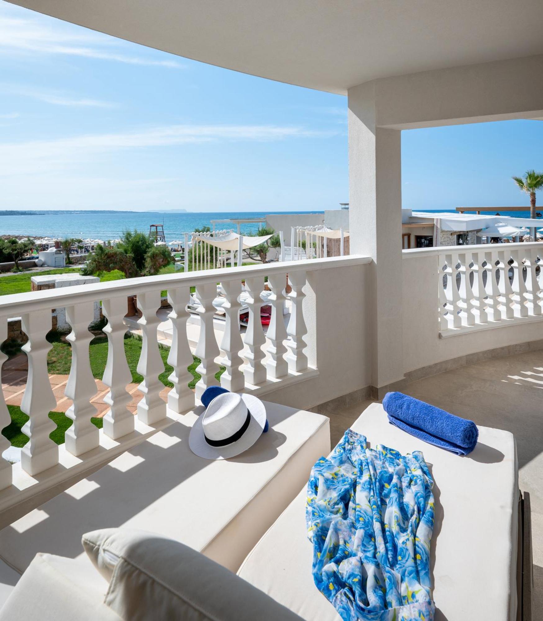 Parthenis Beach, By The Sea Aparthotel