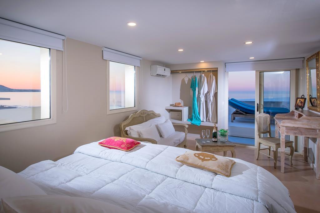 公寓式飯店 Parthenis Beach, By The Sea